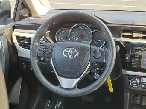 Used 2014 Toyota Corolla LE FWD image 23