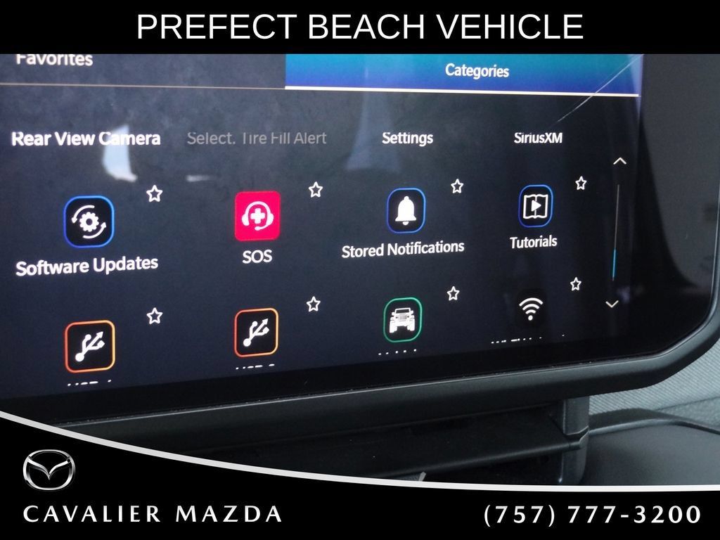 Used 2025 Jeep Wrangler Unlimited Sahara AWD/4WD image 24