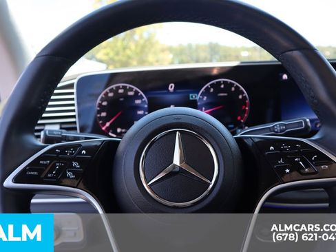 Used 2024 Mercedes-Benz GLE 350 4MATIC image 32