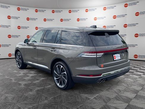 New 2026 Lincoln Aviator Reserve AWD/4WD image 3