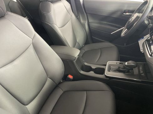 New 2026 Toyota Corolla Cross XLE image 25