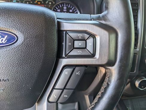 Used 2018 Ford Expedition Platinum image 34