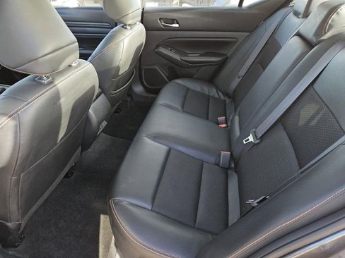 Used 2022 Nissan Altima 2.0 SR image 30