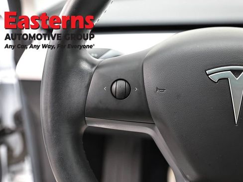 Used 2019 Tesla Model 3 Long Range image 15