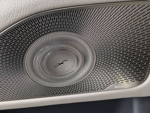 Used 2023 Mercedes-Benz S 500 4MATIC image 18