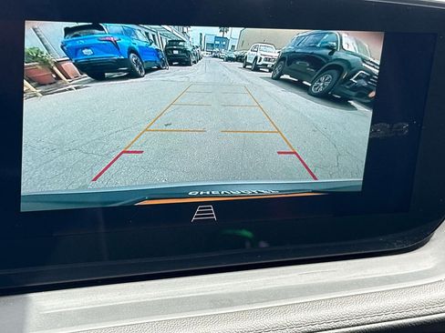 Used 2025 Buick Encore GX Preferred FWD image 27