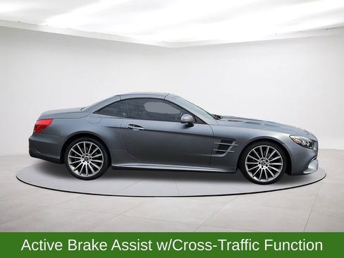 Used 2018 Mercedes-Benz SL 550 image 12