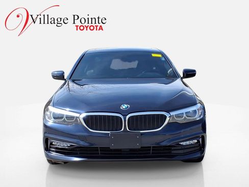 Used 2017 BMW 530i xDrive image 2