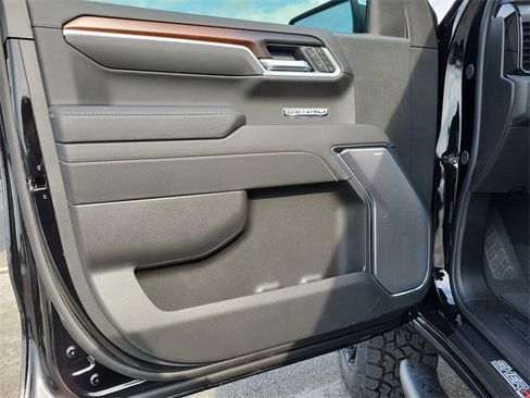 New 2026 GMC Sierra 1500 Denali w/ Technology Package image 17