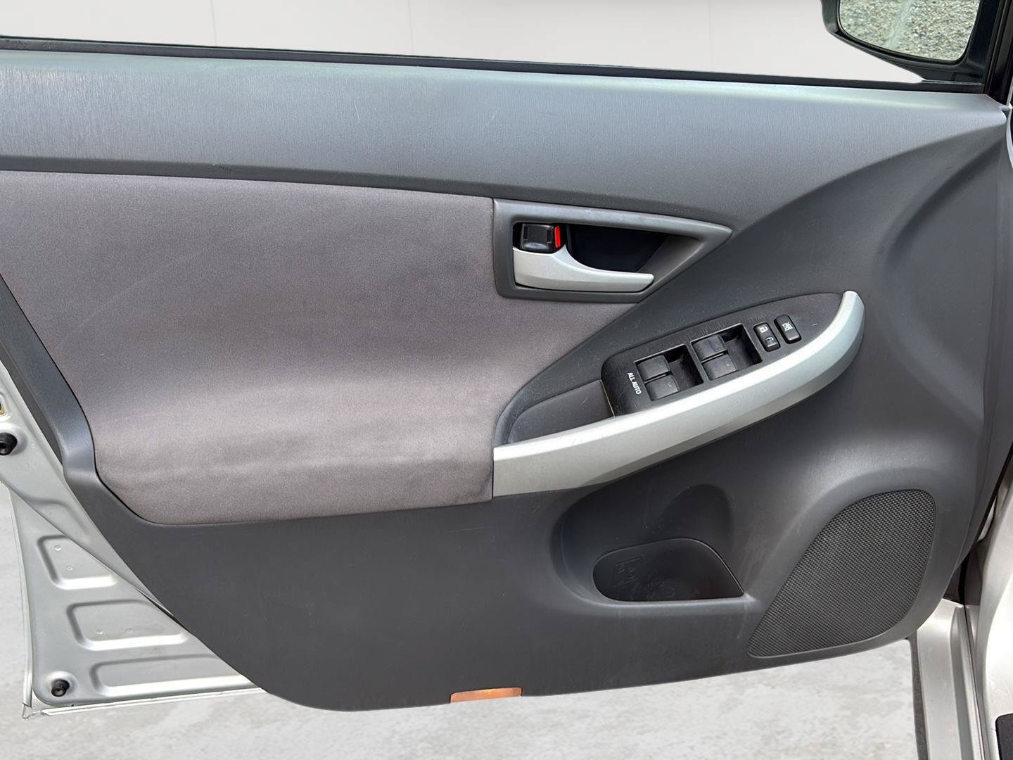 Used 2011 Toyota Prius Two FWD image 4