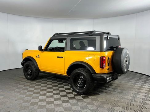 Used 2022 Ford Bronco Black Diamond image 9