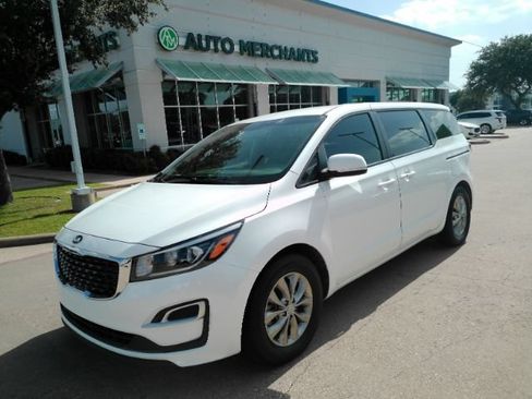 Used 2021 Kia Sedona LX FWD image 1