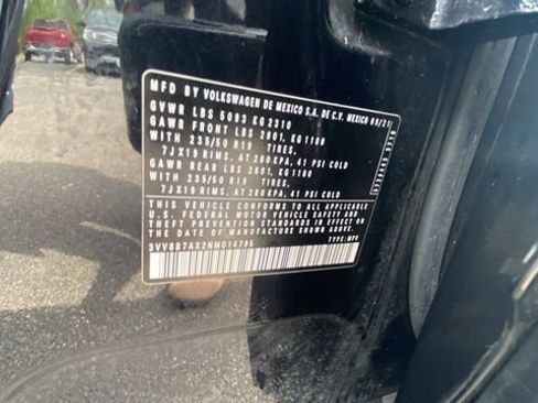 Used 2022 Volkswagen Tiguan SE R-Line AWD/4WD image 33