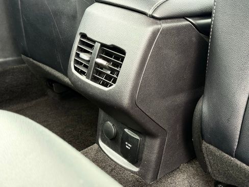 Used 2018 Ford Fusion SE w/ Equipment Group 602A FWD image 24