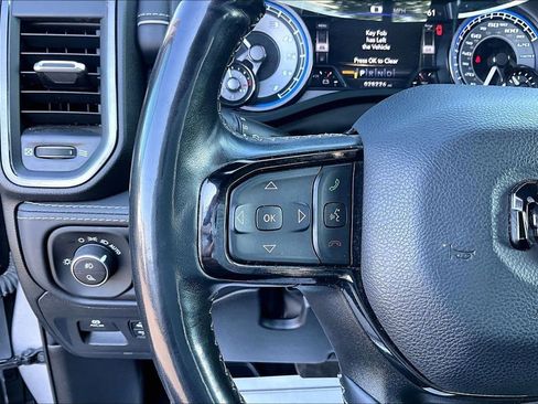 Used 2022 RAM 1500 Limited AWD/4WD image 14