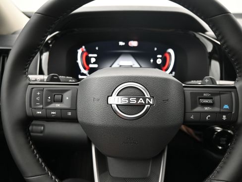 New 2026 Nissan Pathfinder SL FWD image 14