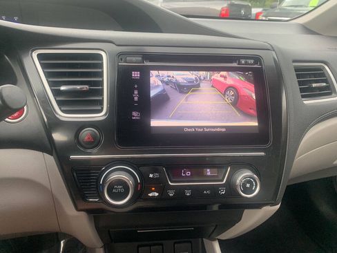 Used 2015 Honda Civic Hybrid Sedan image 17