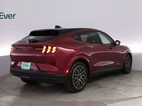 Used 2025 Ford Mustang Mach-E Premium image 3