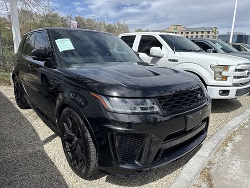 Used 2021 Land Rover Range Rover Sport SVR image 4