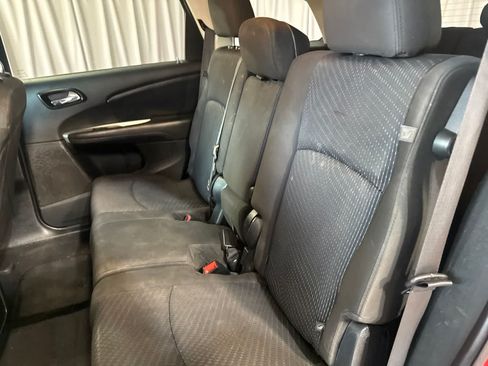 Used 2018 Dodge Journey SE w/ Popular Equipment Group FWD image 13