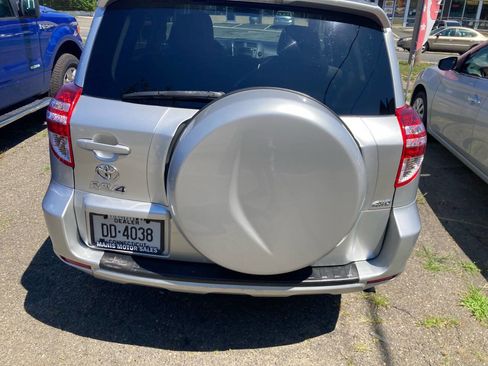 Used 2011 Toyota RAV4 4WD w/ Base L4 Extra Value Pkg image 5