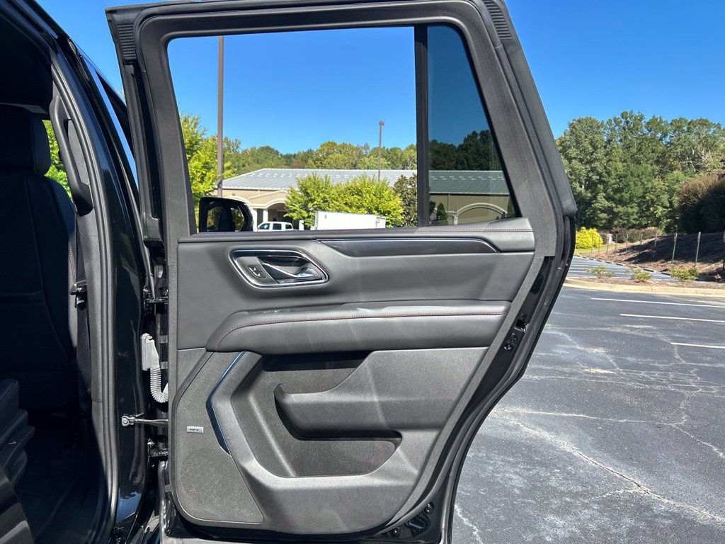 Used 2023 Chevrolet Tahoe RST w/ Luxury Package RWD image 63