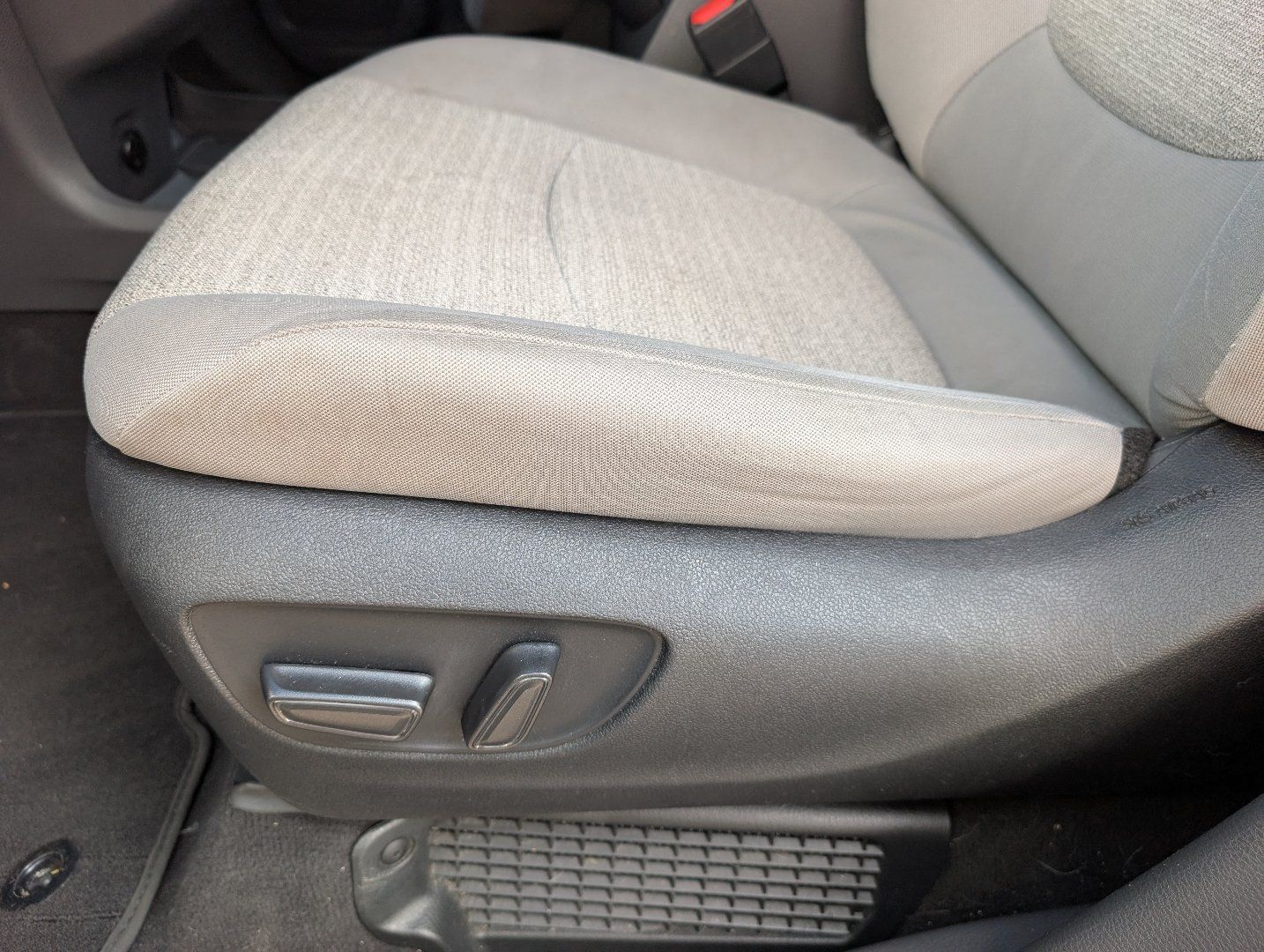 Used 2022 Toyota Sienna LE FWD image 21