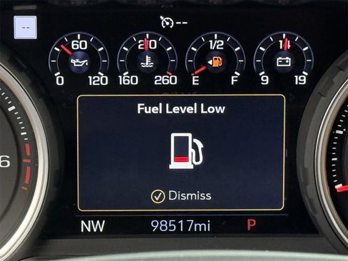 Used 2021 Chevrolet Tahoe Premier w/ Premium Package image 15