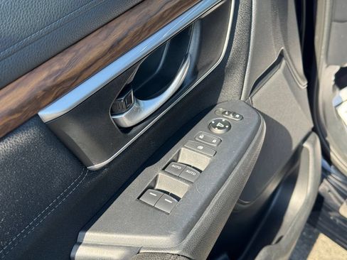 Used 2020 Honda CR-V EX image 19