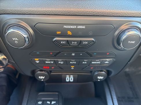 Certified 2023 Ford Ranger Lariat w/ Technology Package image 22