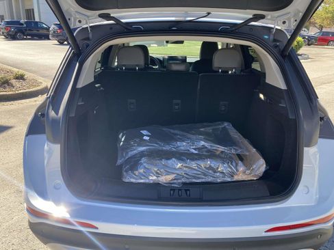 New 2026 Lincoln Corsair Reserve image 15