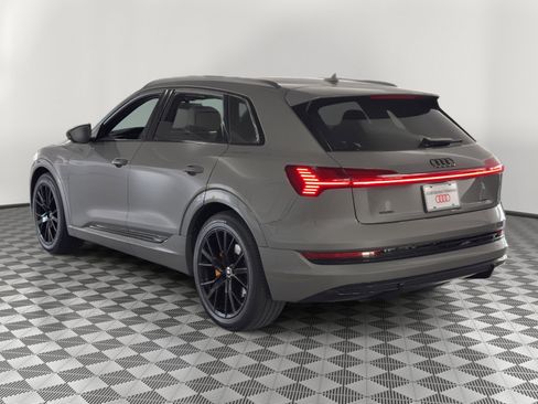 Used 2023 Audi e-tron Chronos w/ Chronos Package image 3