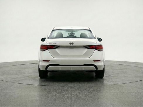 Used 2025 Nissan Sentra S image 7