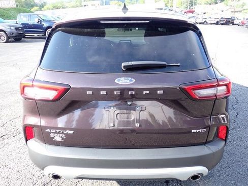 Used 2023 Ford Escape Active AWD/4WD image 5