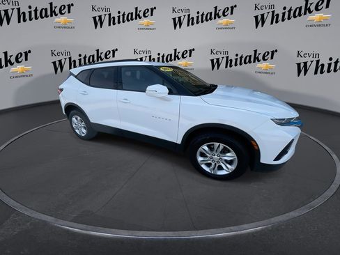 Used 2022 Chevrolet Blazer LT FWD image 2