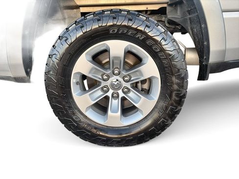 Used 2021 RAM 1500 Laramie w/ Off Road Group AWD/4WD image 34