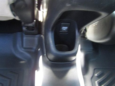 Used 2019 Honda HR-V LX image 26