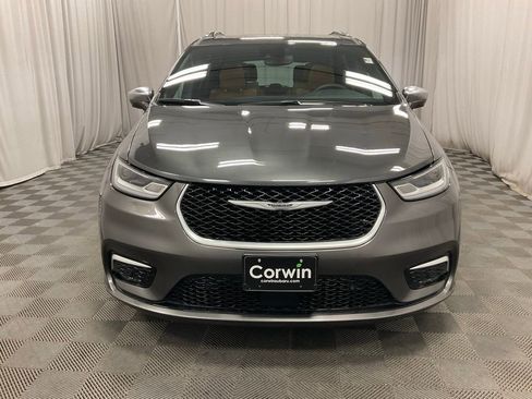 Used 2022 Chrysler Pacifica Pinnacle image 7