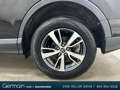 Used 2018 Toyota RAV4 XLE image 13