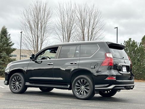 Used 2021 Lexus GX 460 Luxury w/ Sport Design Package AWD/4WD image 13