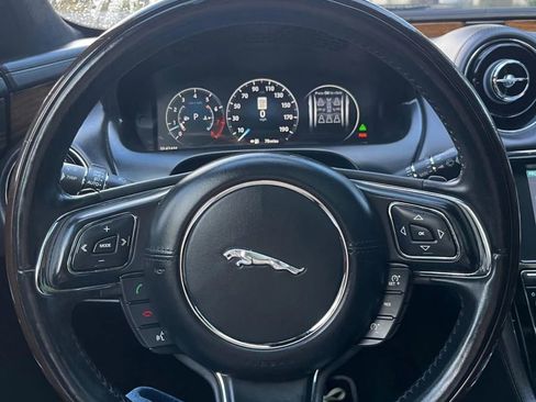 Used 2016 Jaguar XJ L Supercharged image 14
