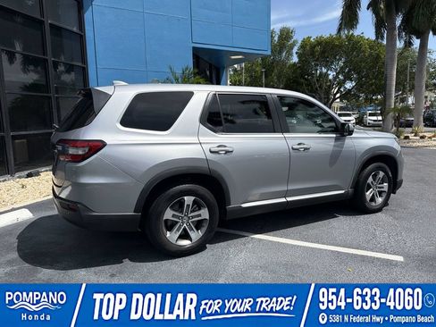 Used 2023 Honda Pilot EX-L image 9
