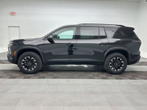 Certified 2025 Chevrolet Traverse Z71 w/ Enhanced Driving Package AWD/4WD image 2