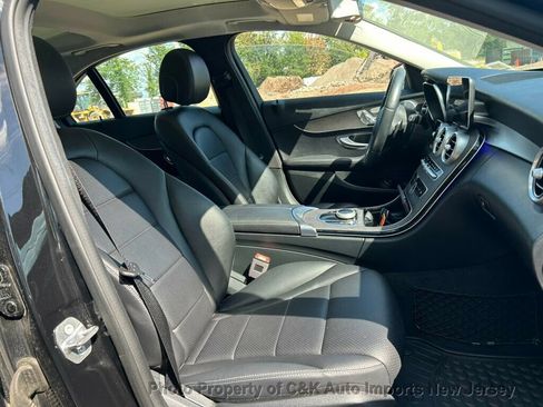 Used 2020 Mercedes-Benz C 300 4MATIC Sedan image 22