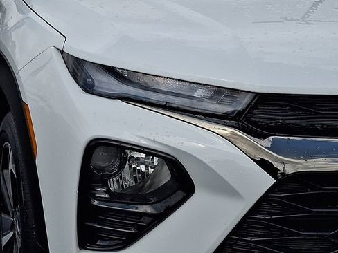 Certified 2023 Chevrolet TrailBlazer RS FWD image 9