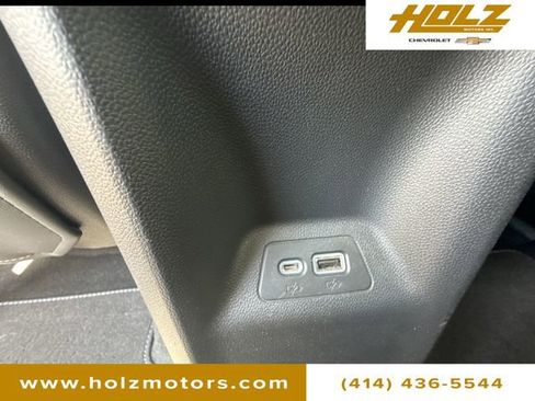 Used 2023 Buick Envision Essence FWD image 20