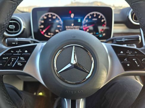 Used 2025 Mercedes-Benz C 300 Sedan image 24