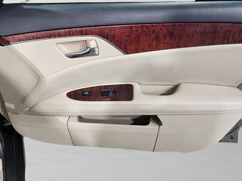 Used 2011 Toyota Avalon Limited FWD image 14