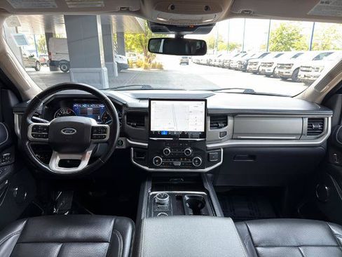 Certified 2022 Ford Expedition XLT AWD/4WD image 35