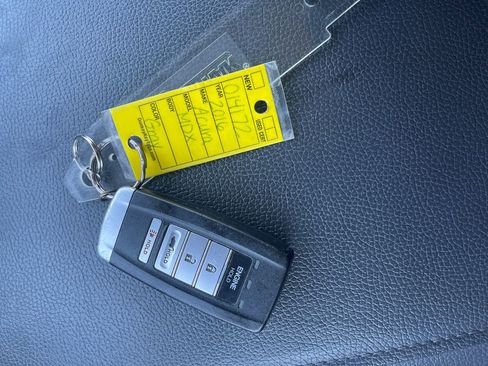 Used 2016 Acura MDX SH-AWD w/ Technology Package image 28